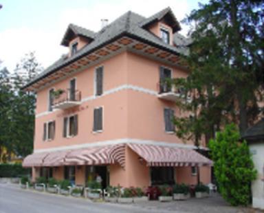 Albergo San Cristoforo Перджине-Вальсугана Екстер'єр фото
